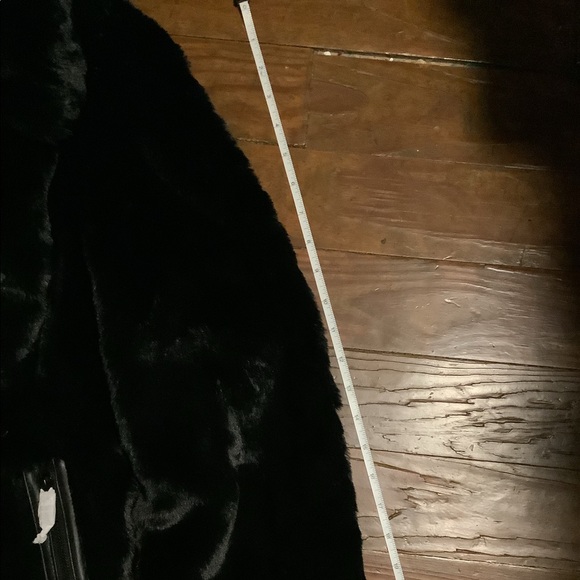 ❤️New❤️ G. by Giuliana Coat Black NEVER Wore faux fur coat - Picture 4 of 6